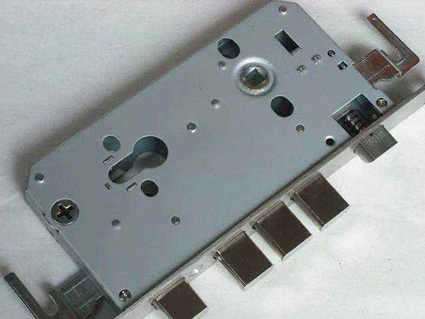 潜江24小时上门开锁公司